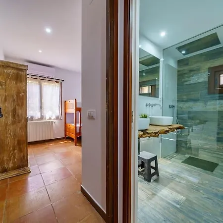 Willa Mitjorn Cala Canyelles