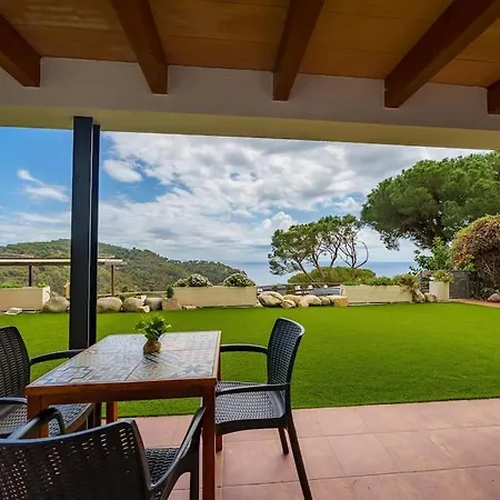 Mitjorn Cala Canyelles Villa