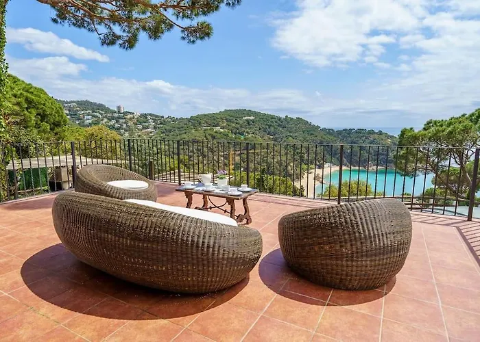 Mitjorn Cala Canyelles Villa Lloret de Mar