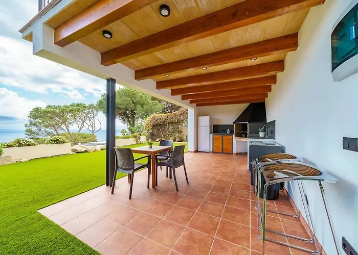 Mitjorn Cala Canyelles Villa