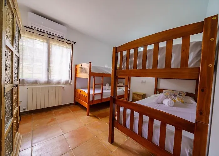 Mitjorn Cala Canyelles *