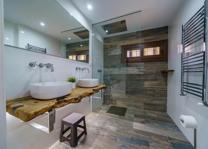 Mitjorn Cala Canyelles Villa Lloret de Mar