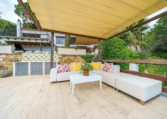 Villa Mitjorn Cala Canyelles Lloret de Mar