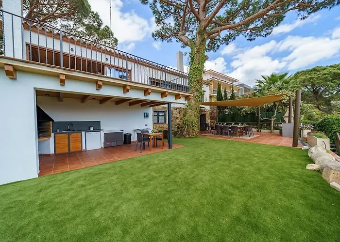 Mitjorn Cala Canyelles Lloret de Mar