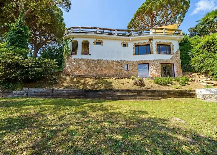 Mitjorn Cala Canyelles Villa Lloret de Mar