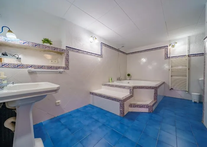 Villa Mitjorn Cala Canyelles Lloret de Mar