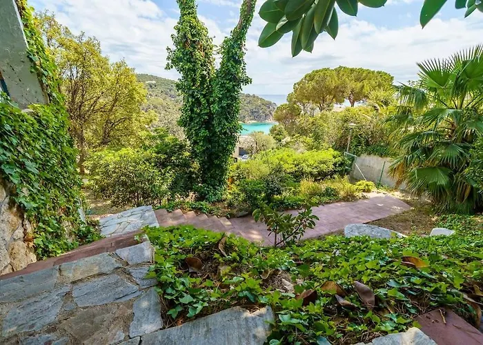 Mitjorn Cala Canyelles Villa Lloret de Mar