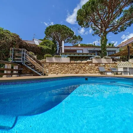 Mitjorn Cala Canyelles *