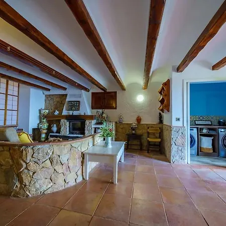 Mitjorn Cala Canyelles Villa